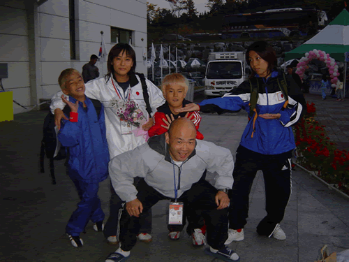 �e�R���h�[�Z�S�ك����o�[�ł�